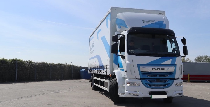 DAF LF fully-electric truck