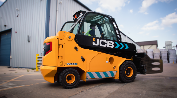 Electric JCB forklift
